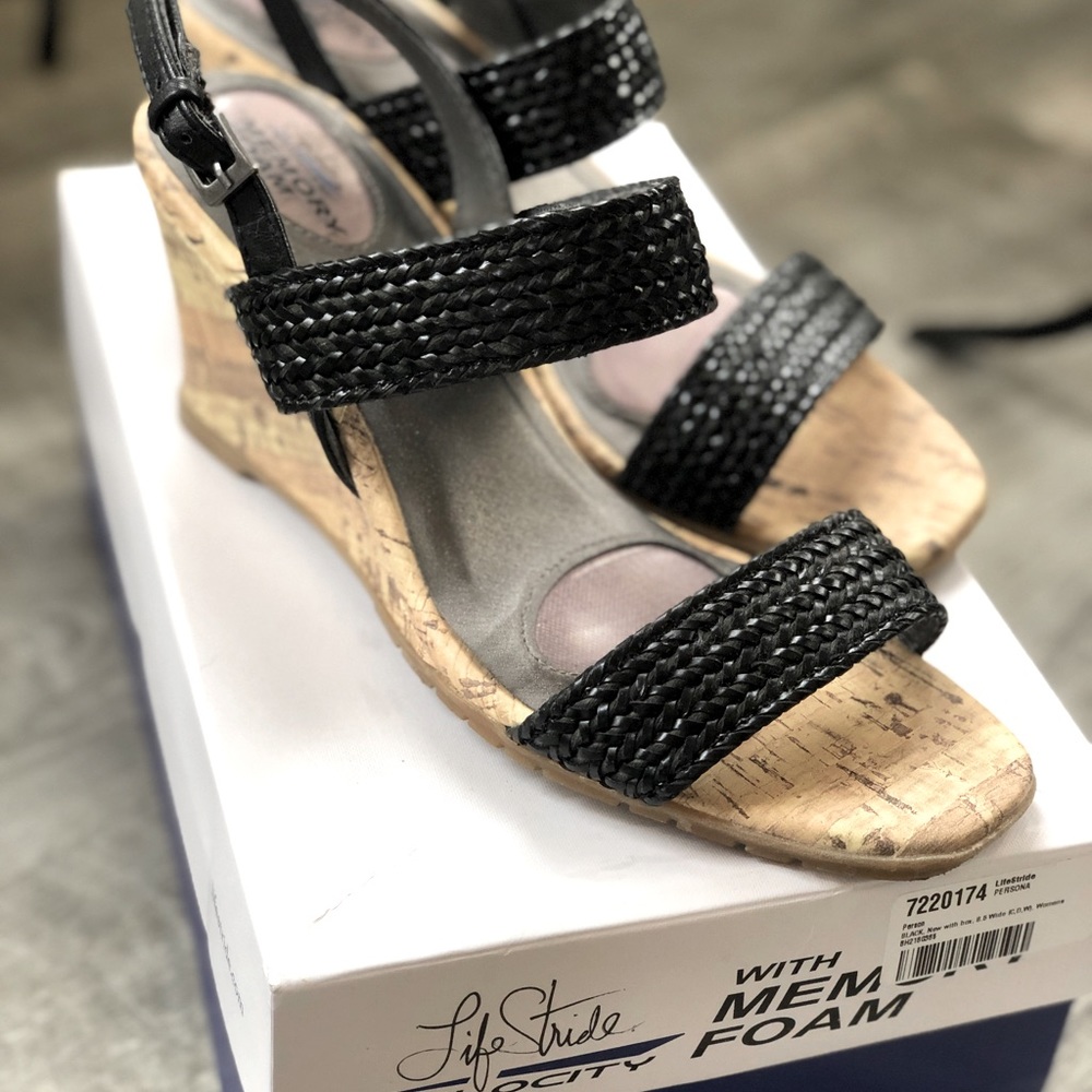 Life stride memory foam wedges! Super comfy